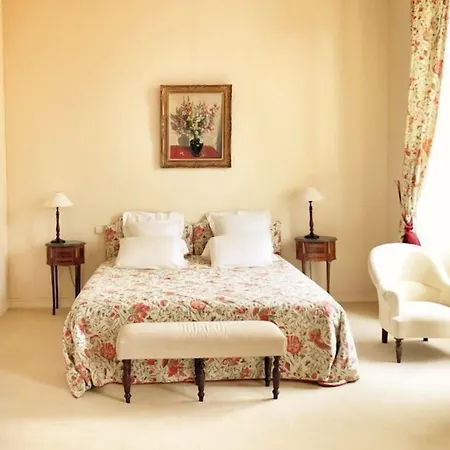 Bed & Breakfast Chateau Sénailhac 3*