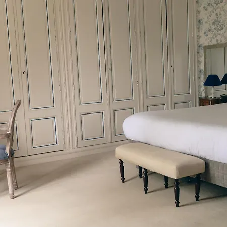 Bed & Breakfast Chateau Senailhac 3*