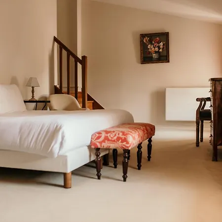 Bed & Breakfast Chateau Senailhac Tresses