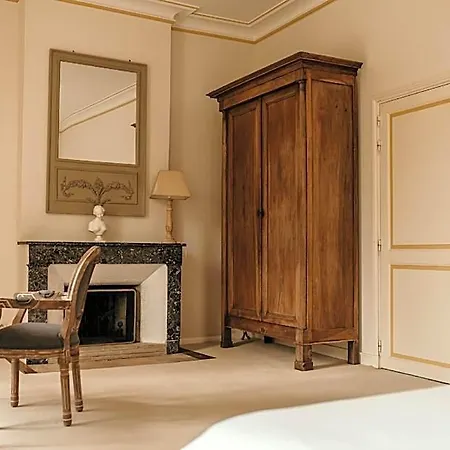 Chateau Senailhac Tresses